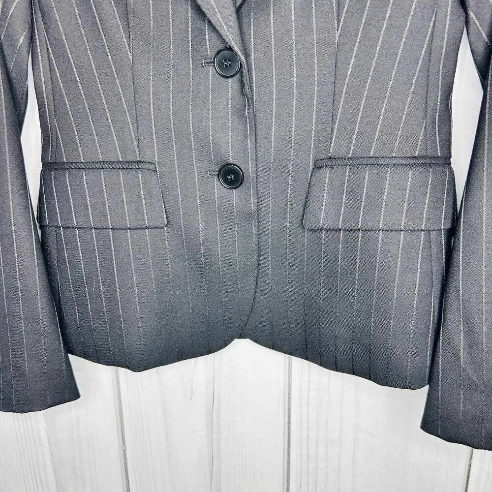 NWOT Theory Nettie Black Pin Stripe Wool Blend Blazer Sz 00 Two Button